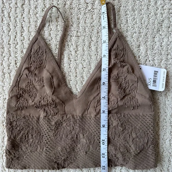 NWT FREE PEOPLE Intimately Candy Seamless Longline Bralette Sand XS/S - Picture 8 of 8